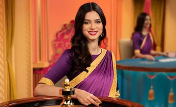 Hình ảnh minh họa hỗ trợ khách hàng và FAQ